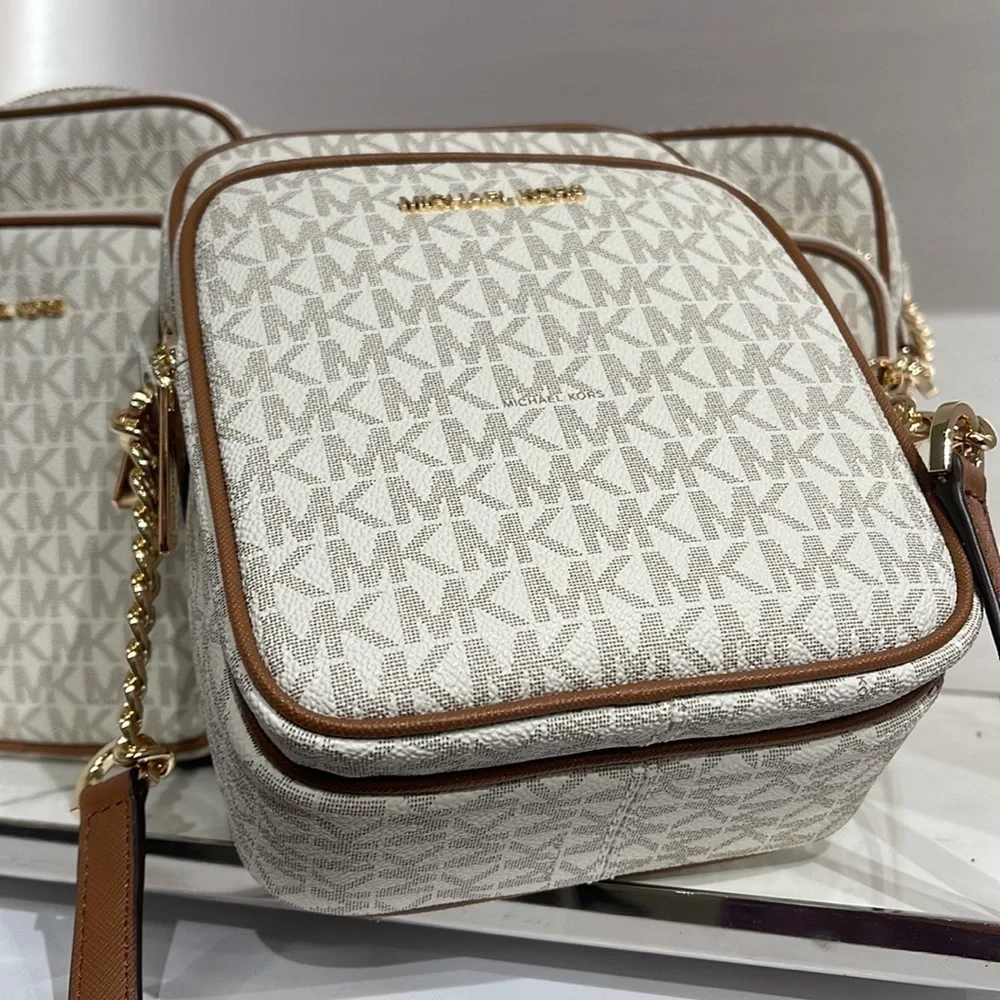 Michael Kors Women's Jet Set Travel Medium Logo Adult Crossbody Bag Vanilla
